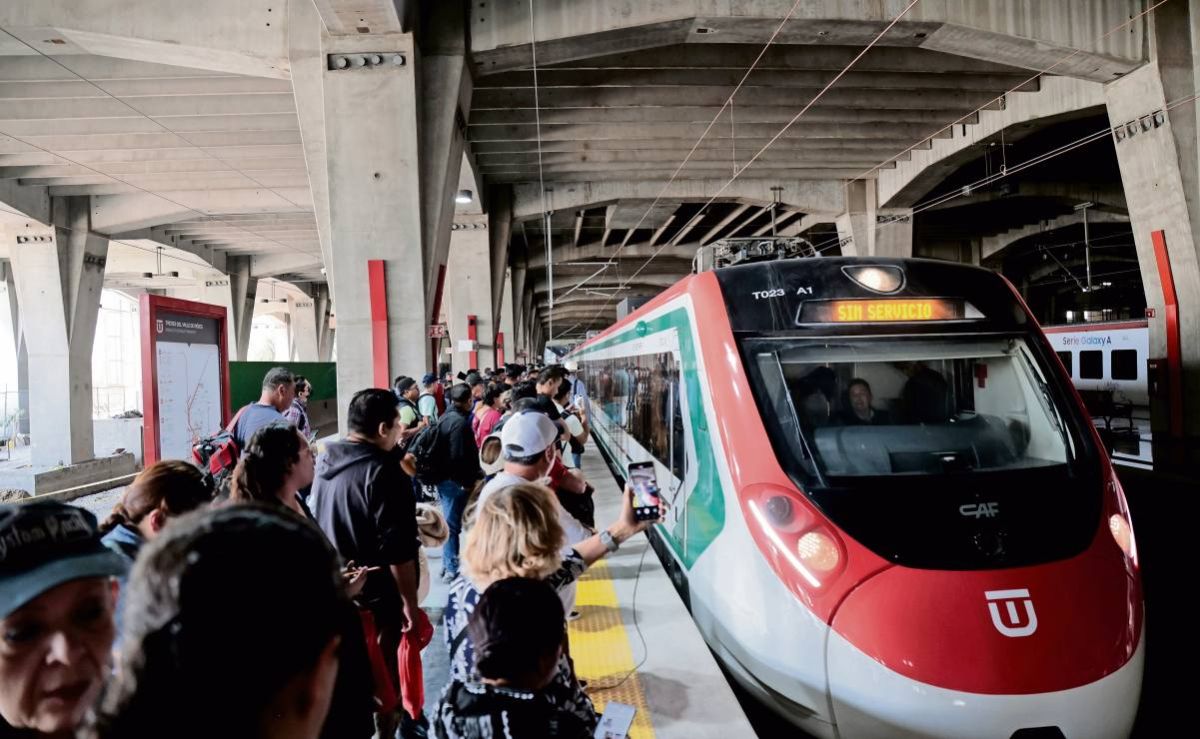 Inauguran-el-Tren-Felipe-Angeles-usuarios-reportan-demoras-y-confusion-en-Buenavista