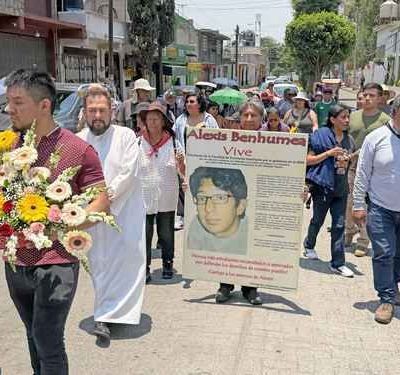 A-20-anos-de-la-represion-en-Atenco-el-FPDT-rinde-homenaje-y-exige-justicia
