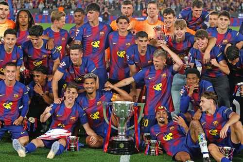 Barcelona-se-corona-campeon-de-LaLiga-tras-vencer-2-0-al-Real-Madrid