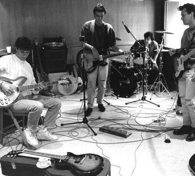 Hombres-G-estrena-el-documental-Los-mejores-anos-de-nuestra-vida-y-repasa-40-anos-de-carrera
