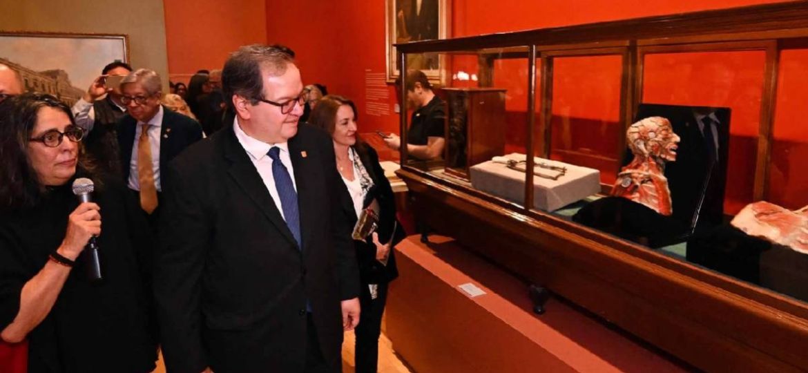 La-UNAM-celebra-475-anos-de-historia-con-exposicion-en-San-Ildefonso