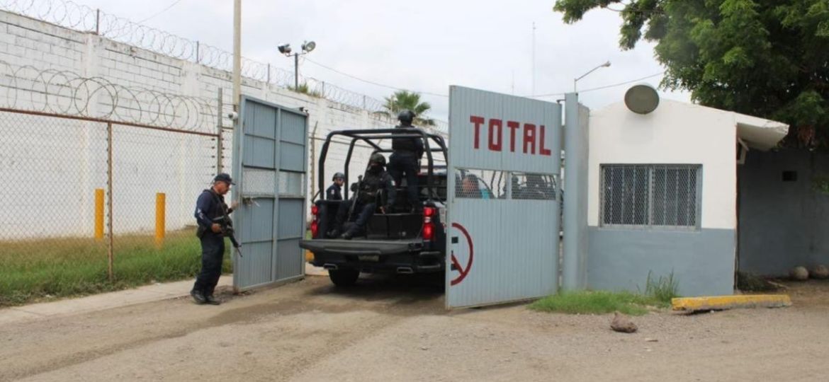 Nueva-rina-en-penal-de-Mazatlan-deja-dos-internos-muertos